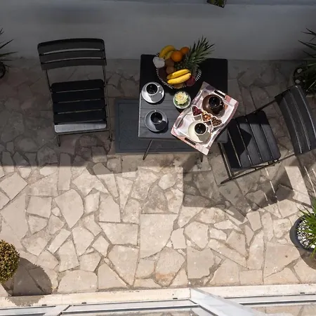 The Jewel Of Apartman