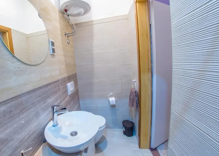 The Jewel Of Apartman